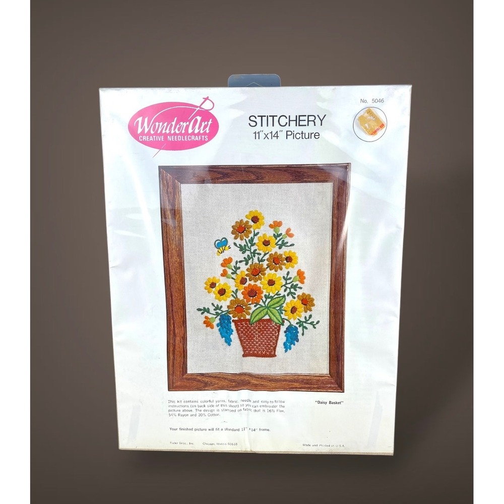 WonderArt Daisy Basket Stamped‎ Embroidery Kit 11x14 1970s 1980s Vintage